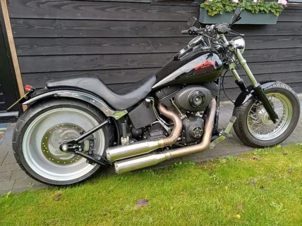2002 Harley-Davidson Night Train - €9,500 · Bidding (1/1)