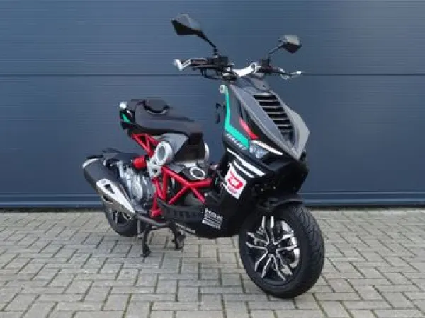 2026 Italjet Dragstar 200 Limited Edition - €4,999 · Bidding (1/1)