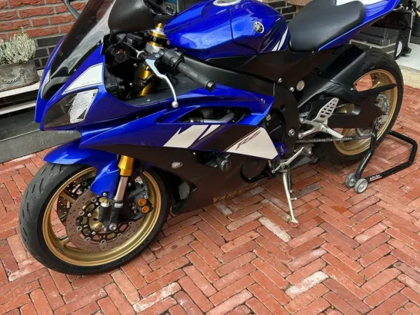 2008 Yamaha YZF R6 - Bidding (1/1)
