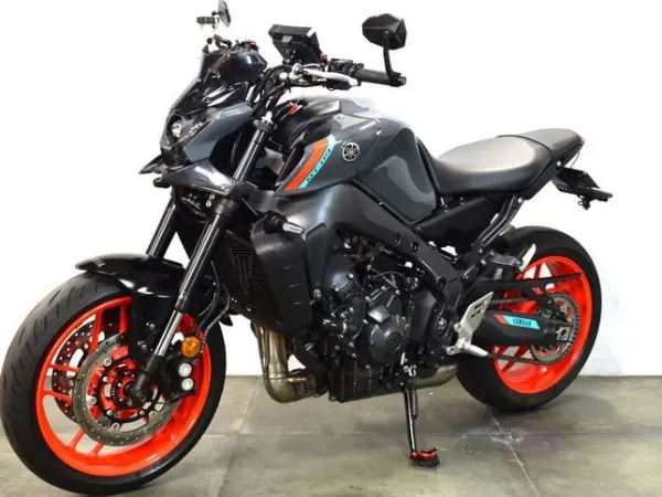 2021 Yamaha MT 09 - €8,750 · Bidding (1/1)