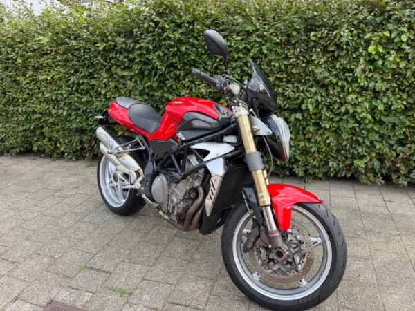 Year unknown MV Agusta Brutale 910S 2006-net Beurt gehad! - €4,459 · Bidding (1/1)