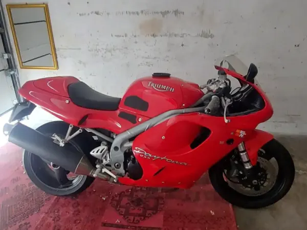 1999 Triumph Daytona 955i - €2,495 (1/1)