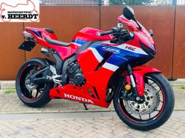 2024 Honda CBR 600 RR - € 12.650 · Bieden (1/1)
