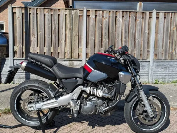 2010 Yamaha MT 03 - € 3.000 · Bieden (1/1)