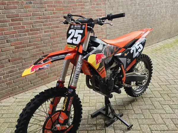 2024 KTM 450 SX - €5,750 (1/1)