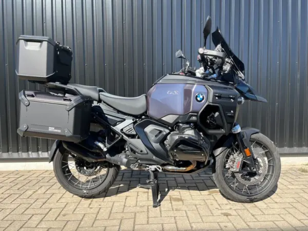 2025 BMW R 1300 GS Adventure Triple Black - € 29.950 (1/1)