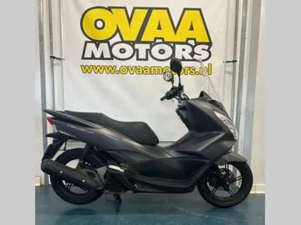 2014 Honda PCX 150 - €1,850 (1/1)