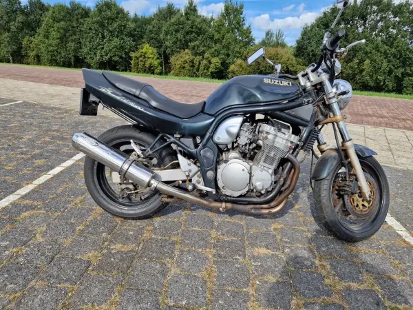 1996 Suzuki GSX 600 - €550 (1/1)