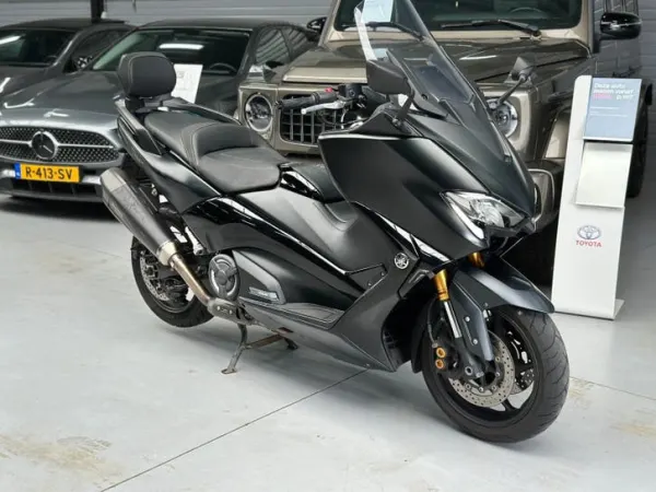 2018 Yamaha T-Max 530 sx (2018) Akrapovic - € 6.890 (1/1)