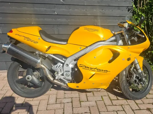 1997 Triumph Daytona T 595 - €2,500 (1/1)