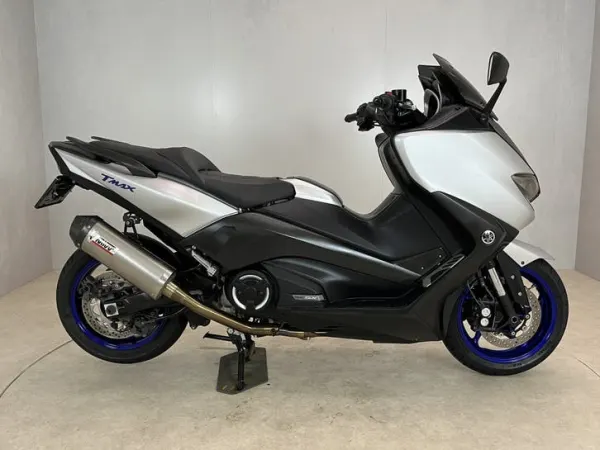 2018 Yamaha T Max 530 SX ABS (bj 2018) - €8,190 · Bidding (1/1)