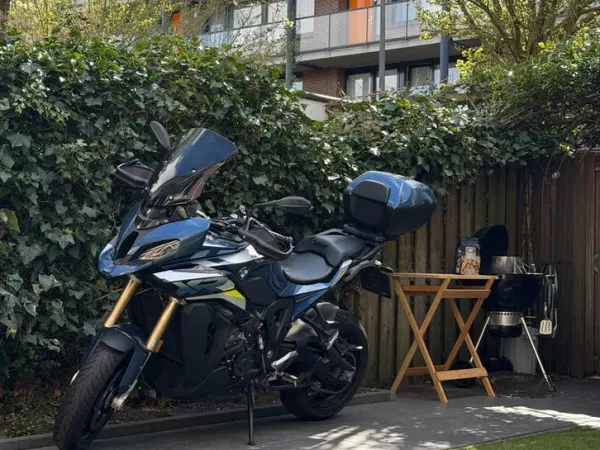 2025 BMW S 1000 XR - €21,000 · Bidding (1/1)