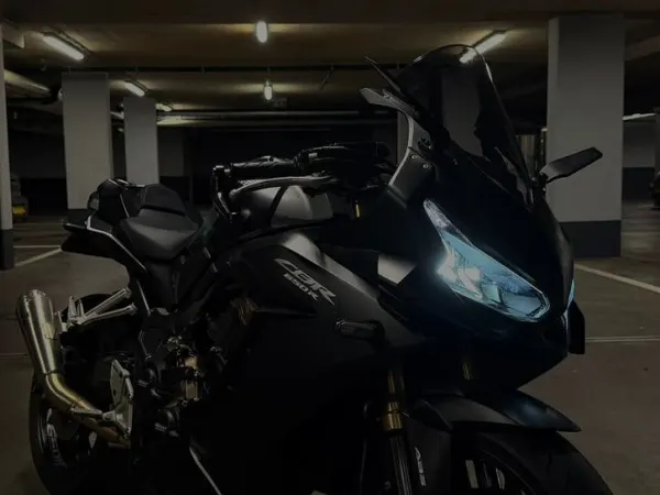 2020 Honda CBR 650 R - € 9.200 (1/1)