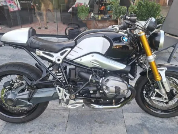 2014 BMW R Nine T - €9,100 · Bidding (1/1)