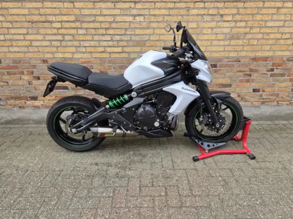 2017 Kawasaki ER6N 2017 * Akrapovic * Lage km Stand - €5,250 (1/1)