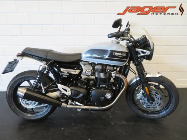 2020 Triumph Speed Twin 1200 ABS NIEUWSTAAT! (bj 2020) - € 10.950 (1/1)