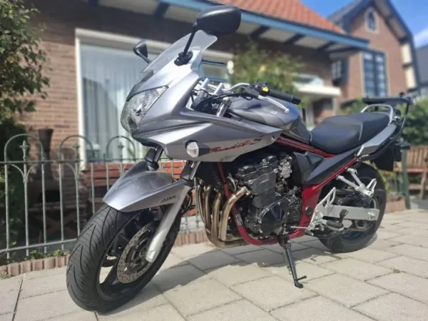 Year unknown Suzuki Bandit 650 - €4,250 · Bidding (1/1)