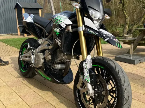 2009 Aprilia Dorsoduro 750 - €5,250 (1/1)
