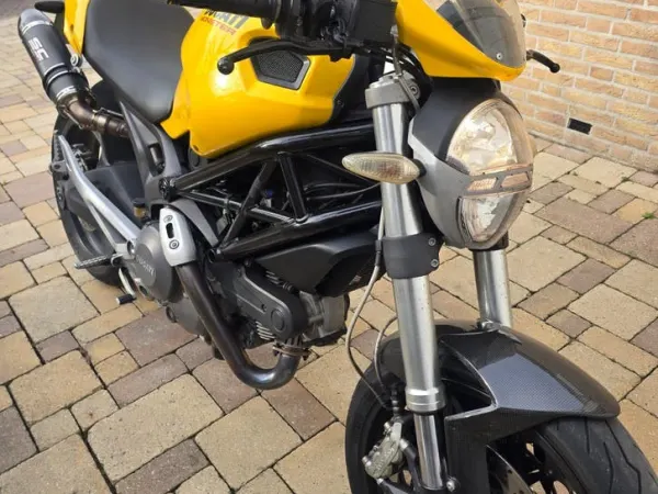 2008 Ducati Monster 696 - €4,500 · Bidding (1/1)