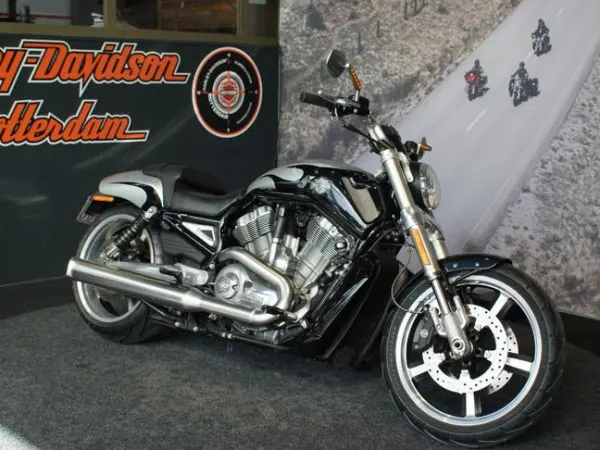 2009 Harley-Davidson V-Rod - € 13.990 · Bieden (1/1)