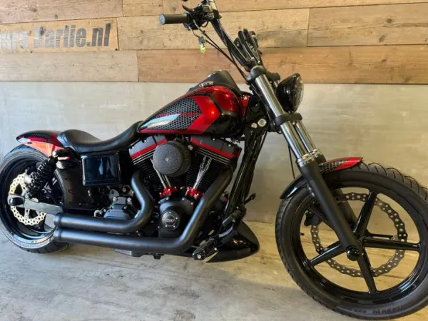 Bouwjaar onbekend Harley-Davidson Street Bob - € 15.000 · Bieden (1/1)