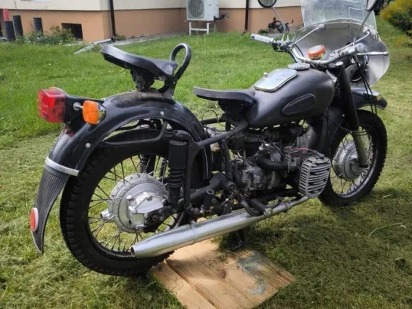 Year unknown Ural Dnepr K650 – 1979 – Klassieke Boxermotor Zonder Zijspan - €1,800 · Bidding (1/1)