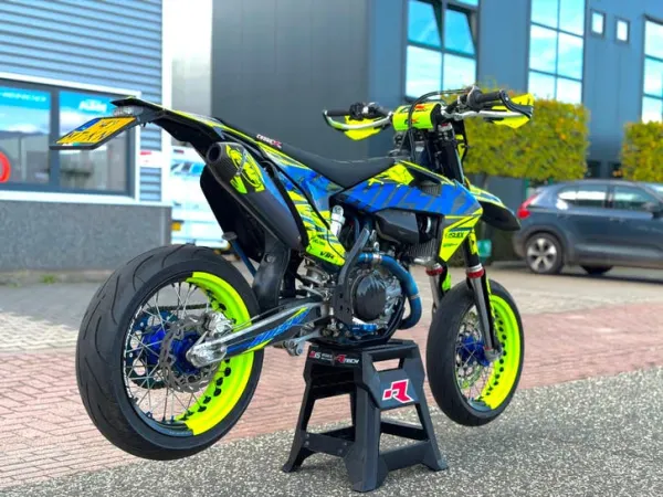 2020 Husqvarna FE 450 2021 Supermoto Supermotard A2 VTR Style - €9,950 (1/1)