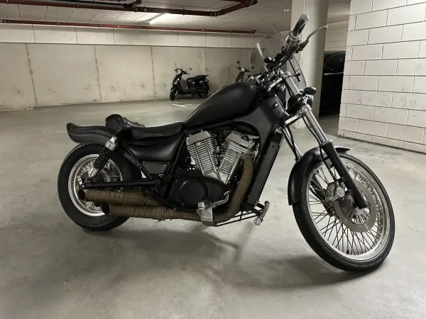 1992 Suzuki Intruder C - € 1.600 (1/1)