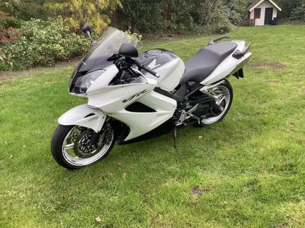 2009 Honda VFR - € 5.250 · Bieden (1/1)