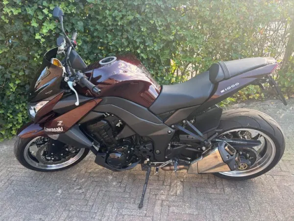 2011 Kawasaki Z 1000 - Bidding (1/1)