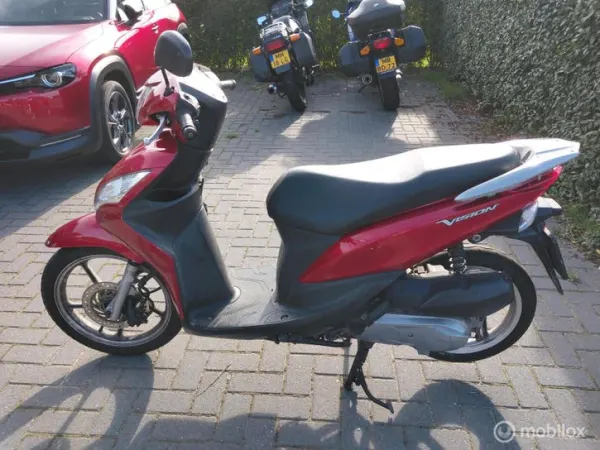2012 Honda Vision 110 - €650 (1/1)