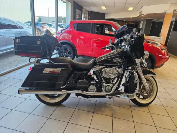 2004 Harley-Davidson Electra Glide - € 11.750 · Bieden (1/1)