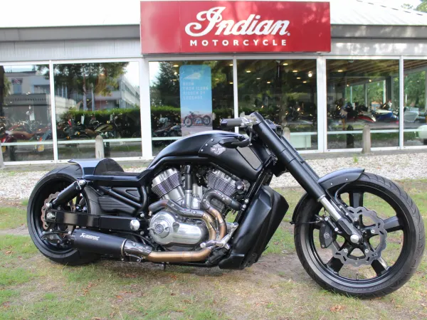 2010 Harley-Davidson VRSC Night Rod - €26,950 · Bidding (1/1)