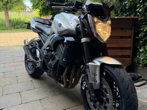 2006 Yamaha FZ 1 - €3,500 (1/1)