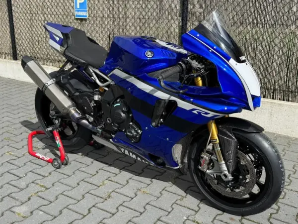 Year unknown Yamaha R1M in Nwst nw Blok Veel Extra Lees Advertentie - €17,750 · Bidding (1/1)
