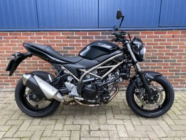 2022 Suzuki SV 650 N ABS - €5,150 (1/1)
