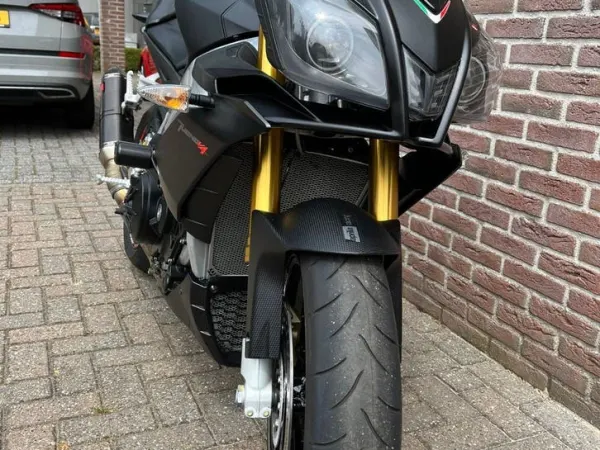 2014 Aprilia Tuono Aprc - €8,500 · Bidding (1/1)