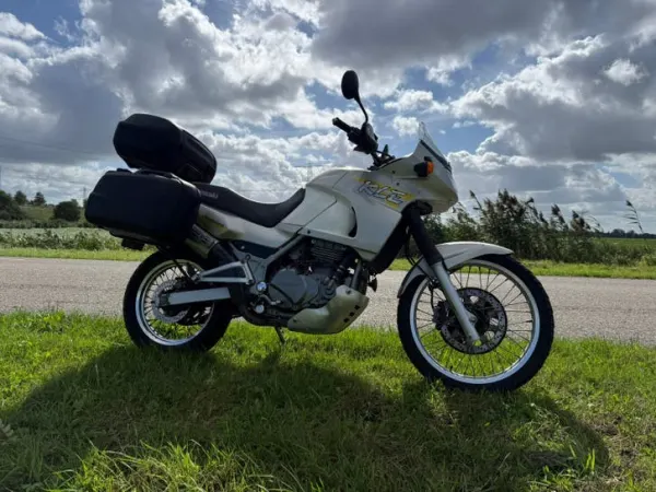 2002 Kawasaki KLE 500 - €2,150 · Bidding (1/1)