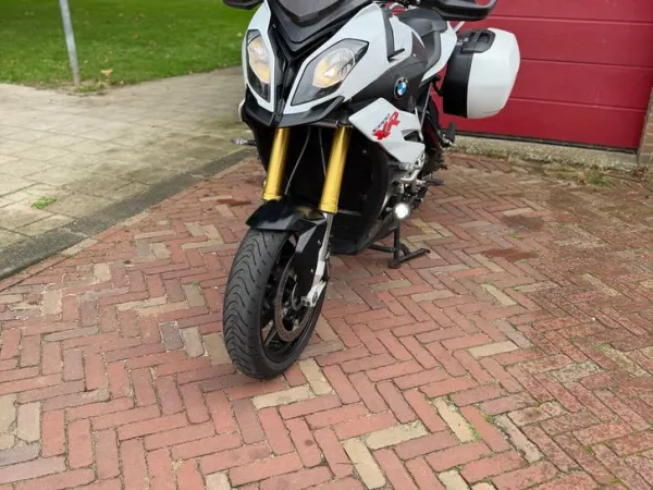2015 BMW S 1000 XR - €10,999 · Bidding (1/1)