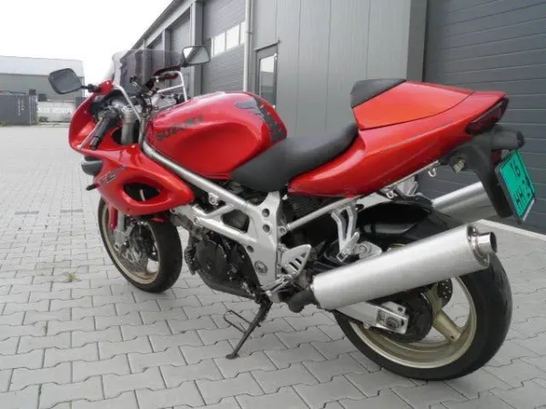 1999 Suzuki TL 1000S - € 1.950 · Bieden (1/1)
