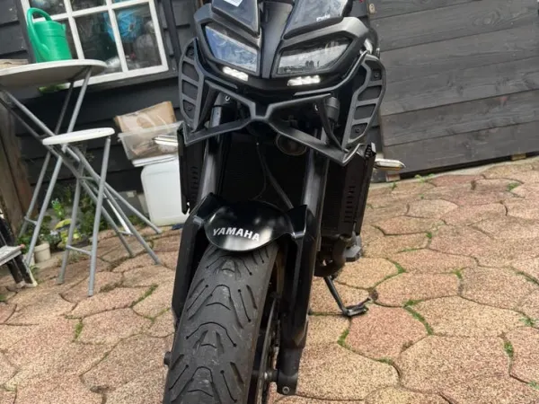 2018 Yamaha MT 09 - €8,250 · Bidding (1/1)