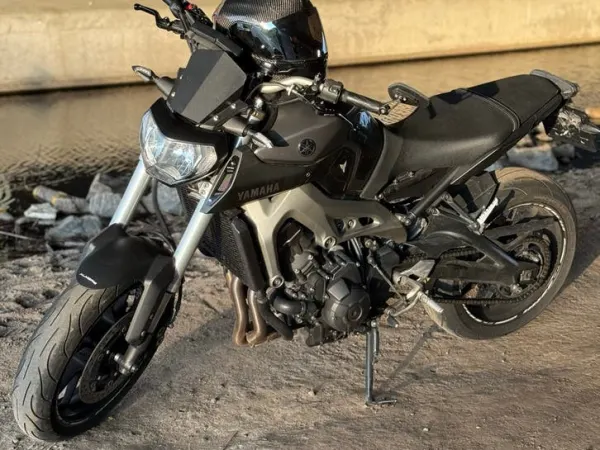 Year unknown Yamaha MT 09 - €5,500 · Bidding (1/1)