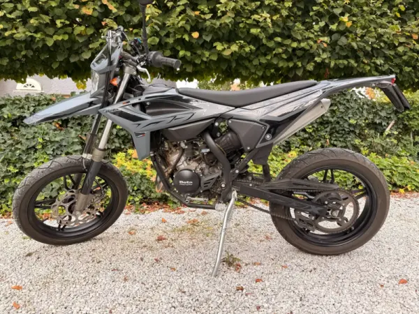 2025 Beta RR 50 - €3,050 (1/1)