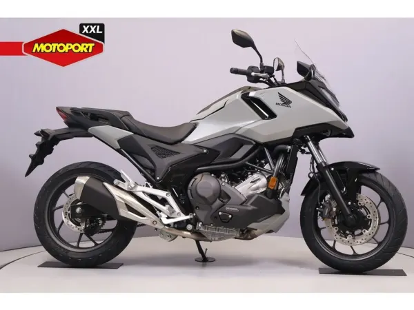 2026 Honda NC 750 - €10,999 · Bidding (1/1)