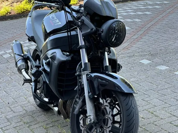 2000 Honda X11 - €2,200 · Bidding (1/1)