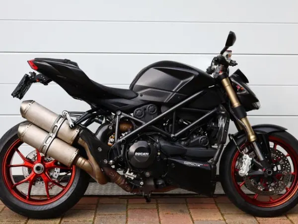 2013 Ducati Streetfighter 848 - €7,990 (1/1)