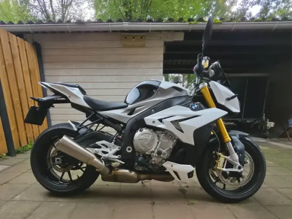 2015 BMW S 1000 R - € 10.000 (1/1)