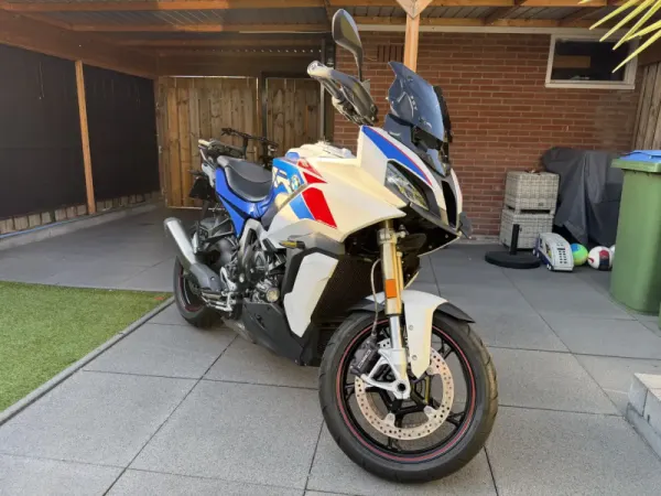 2021 BMW S 1000 XR - € 17.950 (1/1)