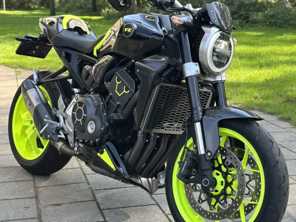 2019 Honda CB1000R Plus | Akrapovic | Carbon | Unieke Motor - €8,950 · Bidding (1/1)