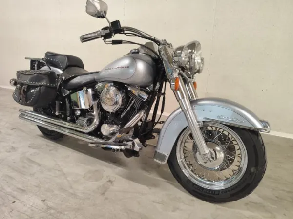 1999 Harley-Davidson Softail Heritage - € 7.500 (1/1)